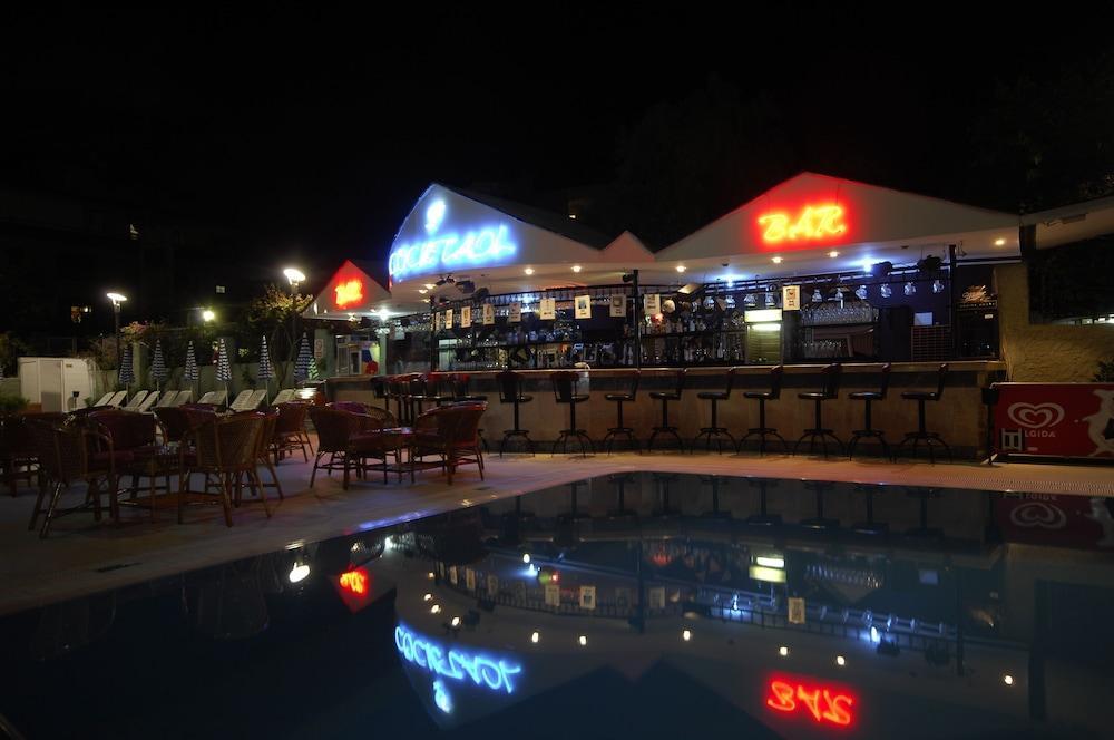 Sealine Hotel Аланія Екстер'єр фото
